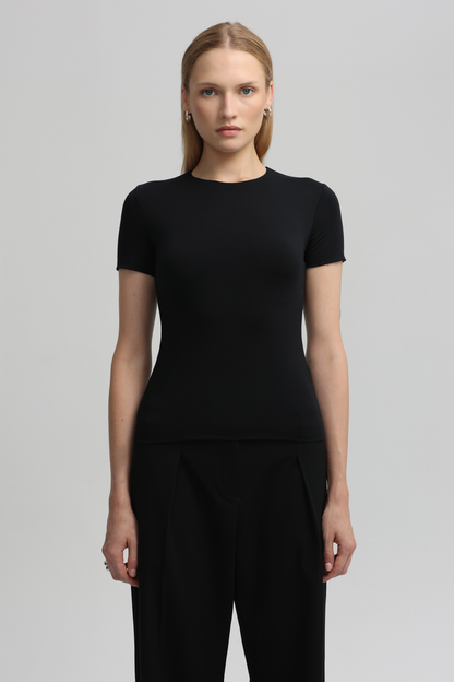 T-SHIRT IN BLACK 2.0